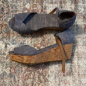 Tom’s Denim Wedge
